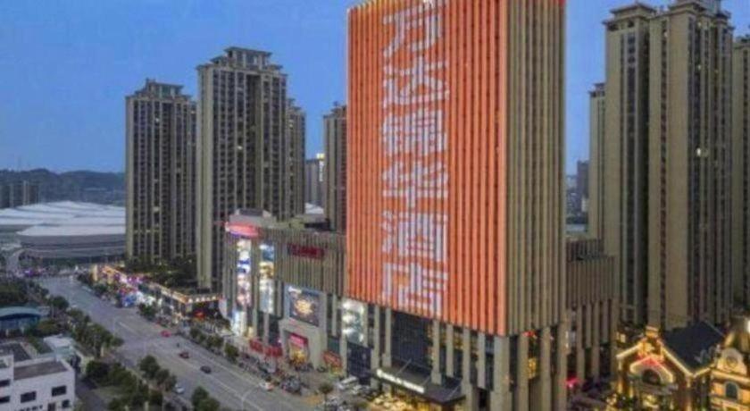 Wanda Jin Baise Hotel Exterior photo